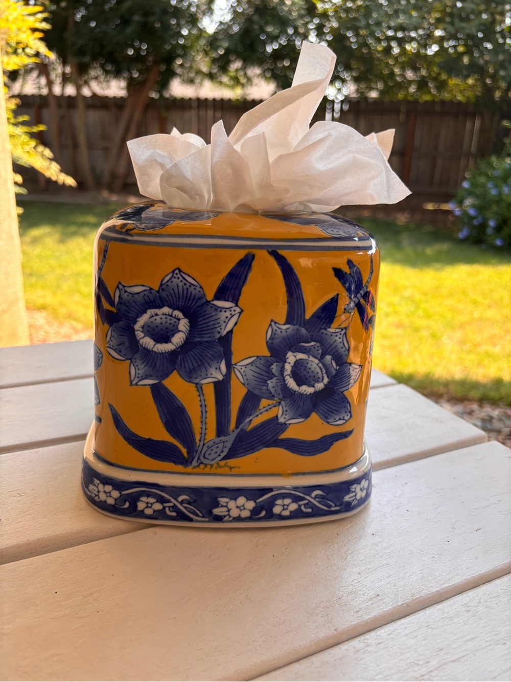 CIC Chinoiserie Blue/White Floral Ceramic Tissue Box Cover